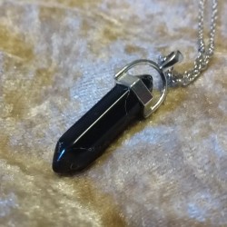 Faux Black 'Turquoise' Stone Necklace