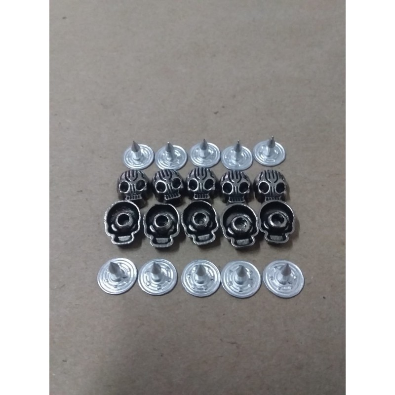 Skull 11 X 8.36 mm Silver Rivets - 10 sets per pack (10 skulls + 10 backs)