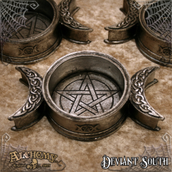 Alchemy Gothic V85 Triple Moon Trinket Dish / Candle Holder