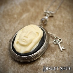 Deviant South Sugar Skull Lady w/ Hands Locket, Silver 1.8mm Stainless Steel Chain