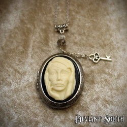 Deviant South Sugar Skull Lady w/ Hands Locket, Silver 1.8mm Stainless Steel Chain