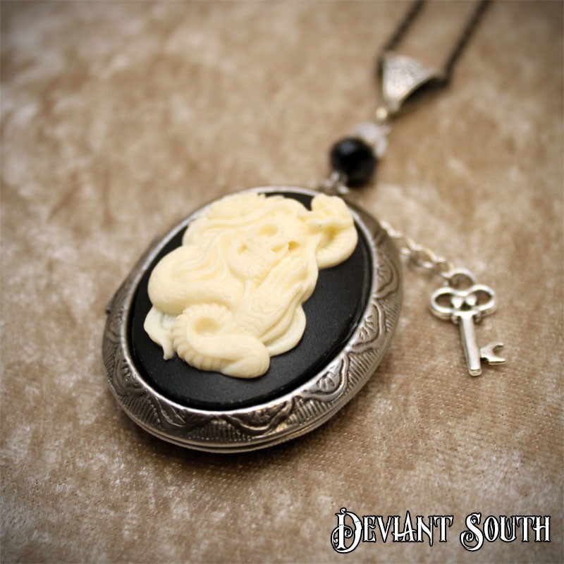 Deviant South Sugar Skull Skeleton Lady Rose Snake Locket, Black 1.8mm Stainless Steel Chain