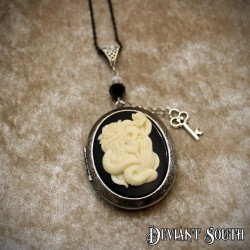 Deviant South Sugar Skull Skeleton Lady Rose Snake Locket, Black 1.8mm Stainless Steel Chain